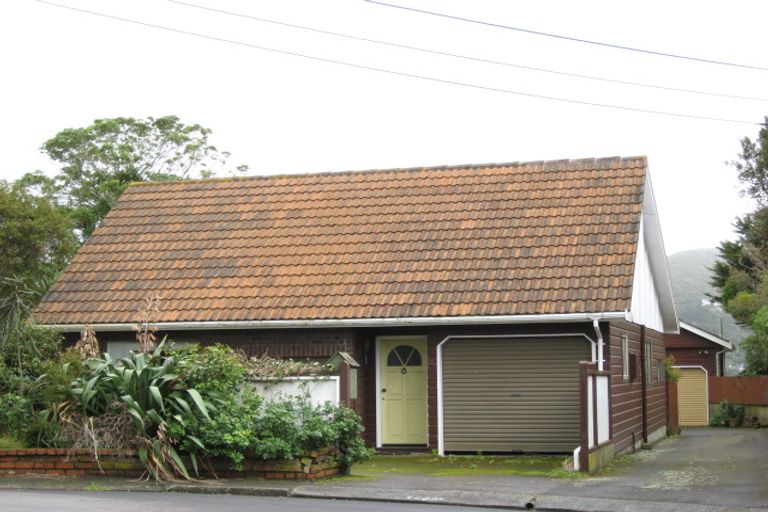 Photo of property in 14 Dasent Street, Karori, Wellington, 6012