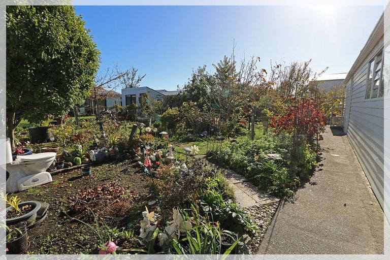 Photo of property in 23 Cook Street, Foxton, 4814