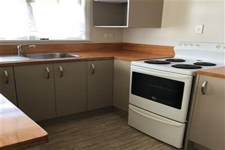 Photo of property in 2 Rutland Street, Levin, 5510