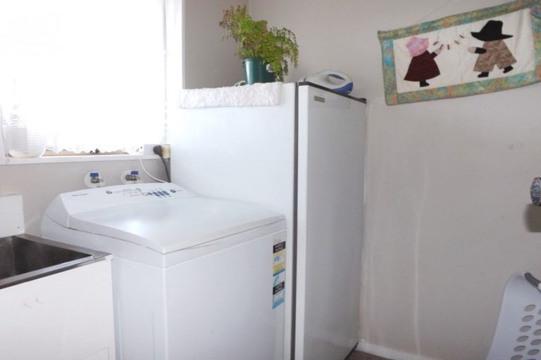 Photo of property in 10 Te Kama Street, Levin, 5510