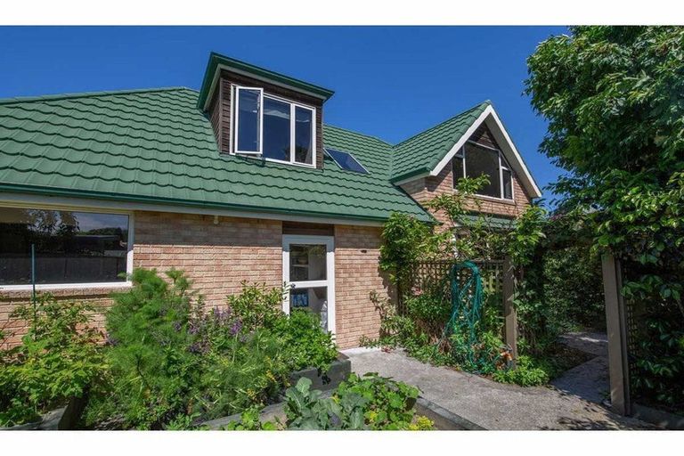 Photo of property in 4/37 Avonhead Road, Avonhead, Christchurch, 8042