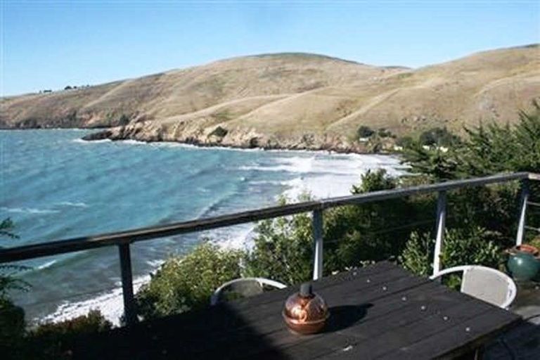 Photo of property in 165 Taylors Mistake Road, Te Onepoto / Taylors Mistake, Christchurch, 8081