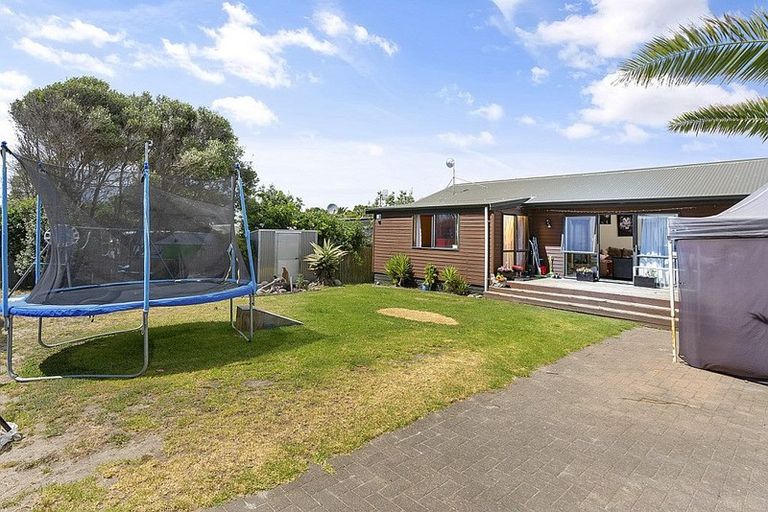 Photo of property in 430 Pukehina Parade, Pukehina, Te Puke, 3189