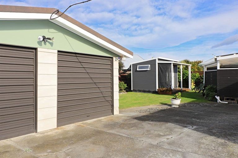 Photo of property in 27 Donegal Crescent, Tamatea, Napier, 4112