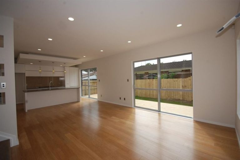 Photo of property in 120a Wellington Street, Howick, Auckland, 2014