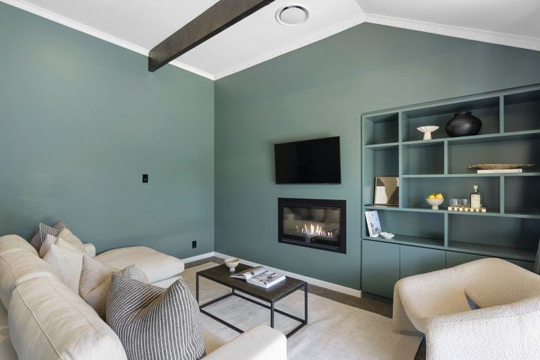 Photo of property in 22 Tuirau Place, Ilam, Christchurch, 8041