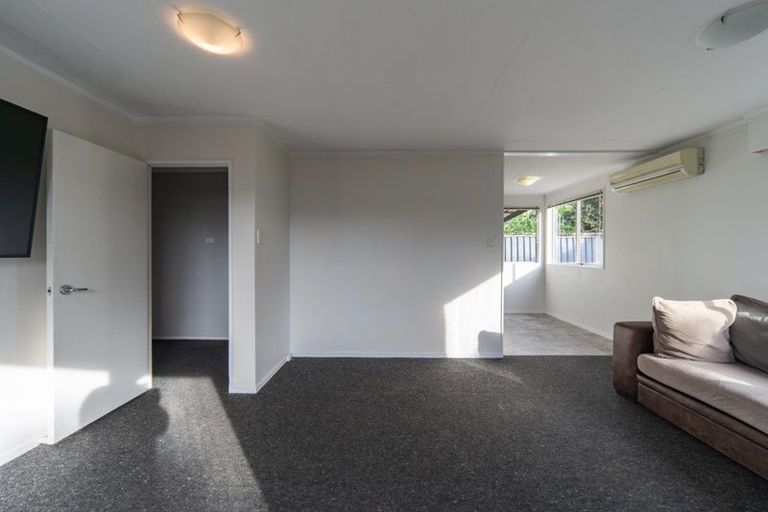 Photo of property in 2/21 Dinsdale Road, Dinsdale, Hamilton, 3204