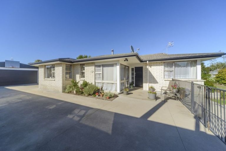 Photo of property in 108 Benmore Avenue, Cloverlea, Palmerston North, 4412