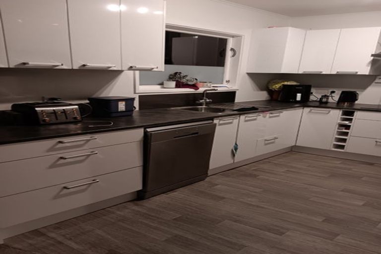 Photo of property in 17 Rochester Street, Tamatea, Napier, 4112