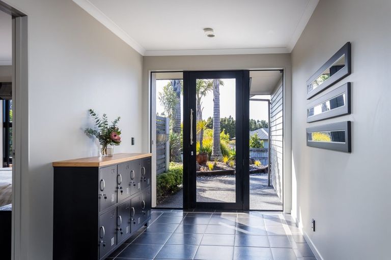 Photo of property in 69a Karamea Street, Whalers Gate, New Plymouth, 4310