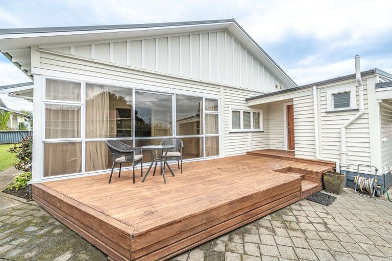 Photo of property in 51 Maxwell Avenue, Durie Hill, Whanganui, 4500