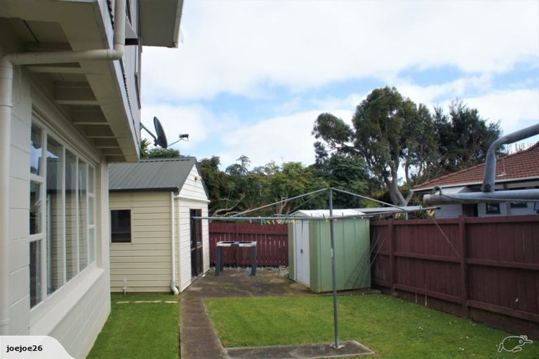 Photo of property in 58 Ridgemount Rise, Mangere Bridge, Auckland, 2022