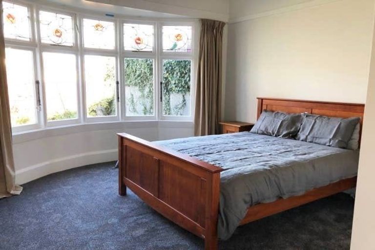 Photo of property in 11 Woodville Street, Edgeware, Christchurch, 8013