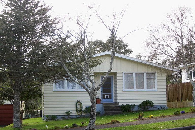 Photo of property in 42 Endeavour Street, Marfell, New Plymouth, 4310