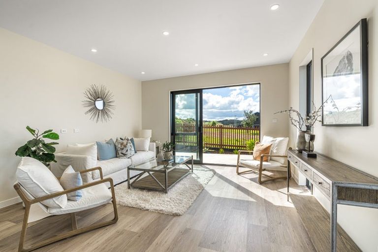 Photo of property in 2 Kauru Lane, Wainui, 0992