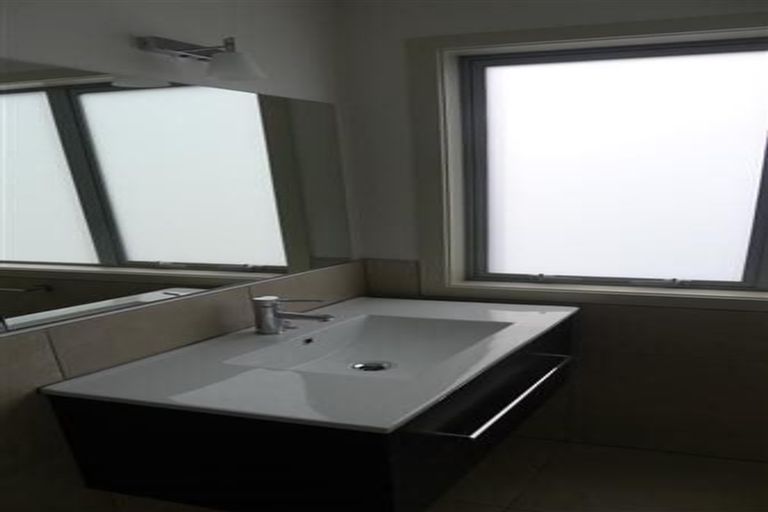 Photo of property in 149 Glenmore Street, Kelburn, Wellington, 6012