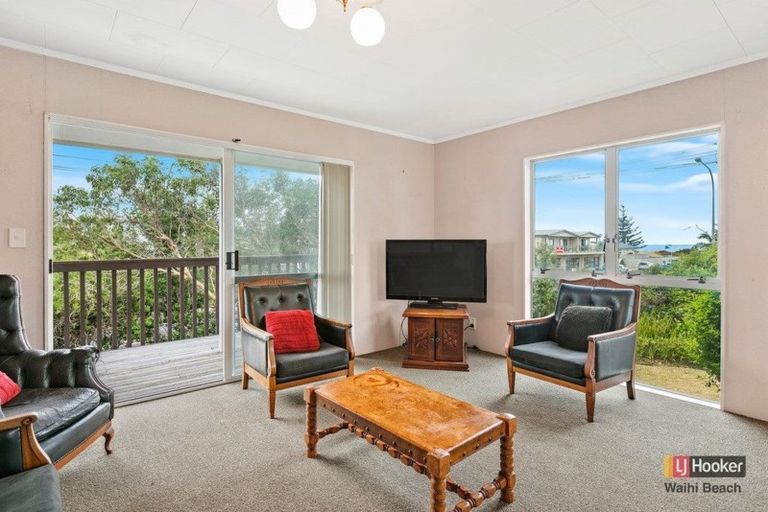 Photo of property in 212 Seaforth Road, Waihi Beach, 3611