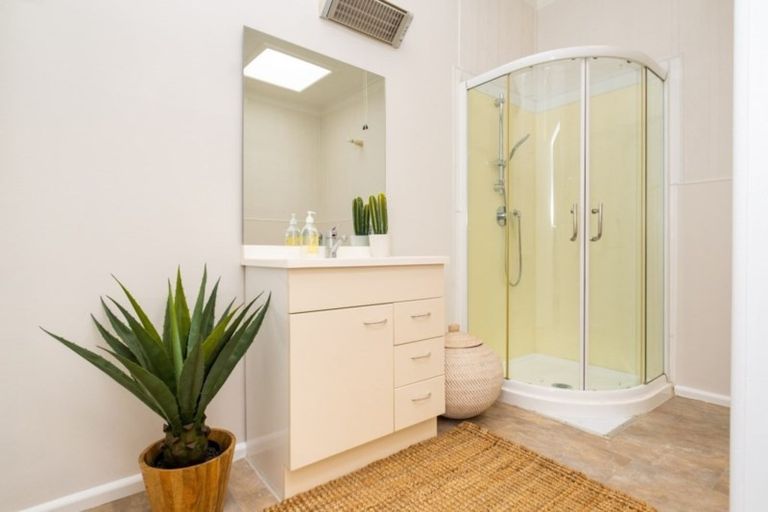 Photo of property in 309a Frimley Avenue, Frimley, Hastings, 4120