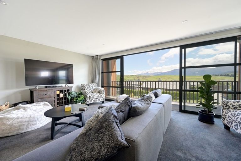 Photo of property in 29a Rannoch Drive, Jacks Point, Queenstown, 9371