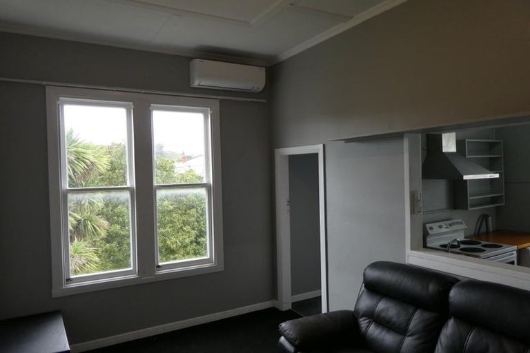 Photo of property in 117 Wallace Street, Mount Cook, Wellington, 6021