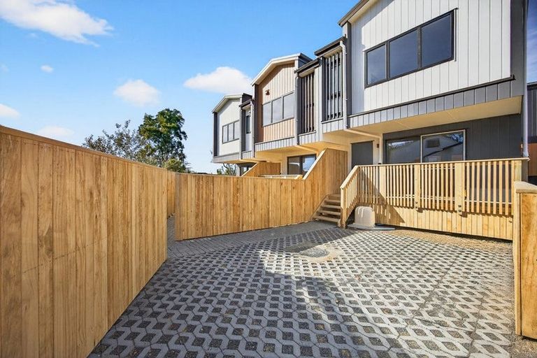 Photo of property in 40 Jillian Drive, Ranui, Auckland, 0612