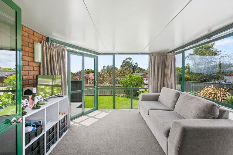 Photo of property in 20 Ashmore Drive, Frankleigh Park, New Plymouth, 4310
