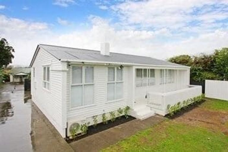 Photo of property in 1/43 Blake Road, Mangere East, Auckland, 2024