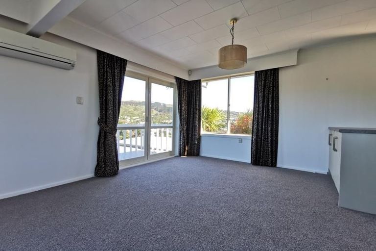 Photo of property in 3a Morgan Place, Tawa, Wellington, 5028