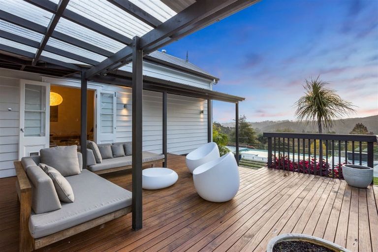 Photo of property in 340 Paremoremo Road, Paremoremo, Auckland, 0632