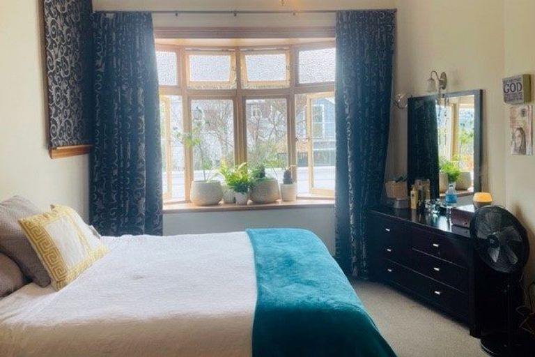 Photo of property in 43c Austin Street, Mount Victoria, Wellington, 6011