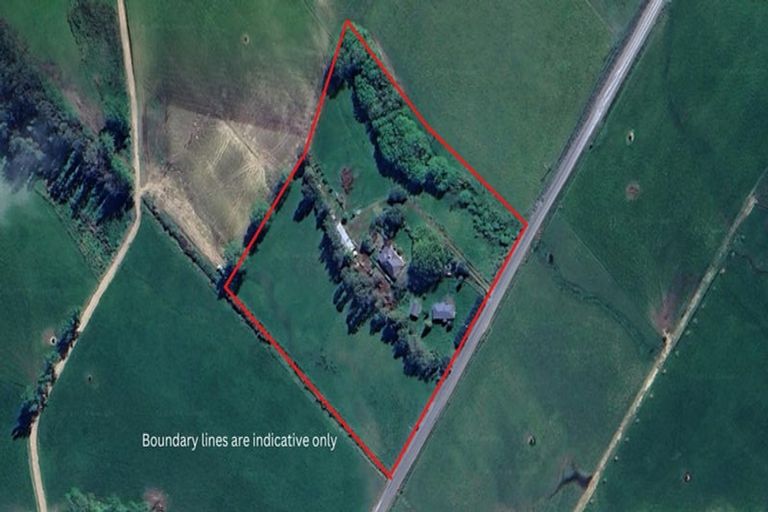 Photo of property in 29 Berwick Road, Clarendon, Outram, 9073