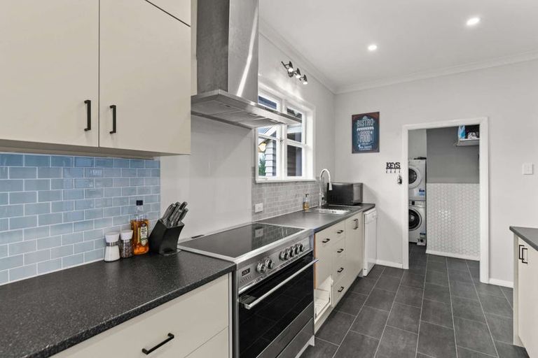 Photo of property in 110 Gonville Avenue, Gonville, Whanganui, 4501