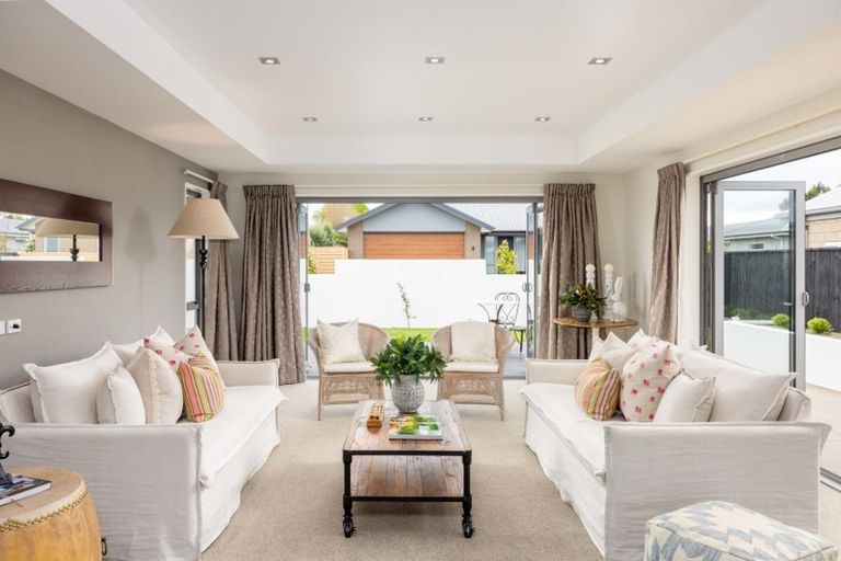 Photo of property in 8 Westburn Place, Prebbleton, 7604