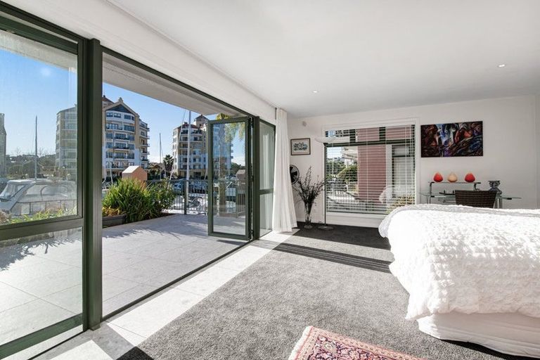 Photo of property in 118 Harbour Village Drive, Gulf Harbour, Whangaparaoa, 0930
