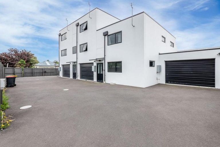 Photo of property in 3 Walpole Street, Waltham, Christchurch, 8023