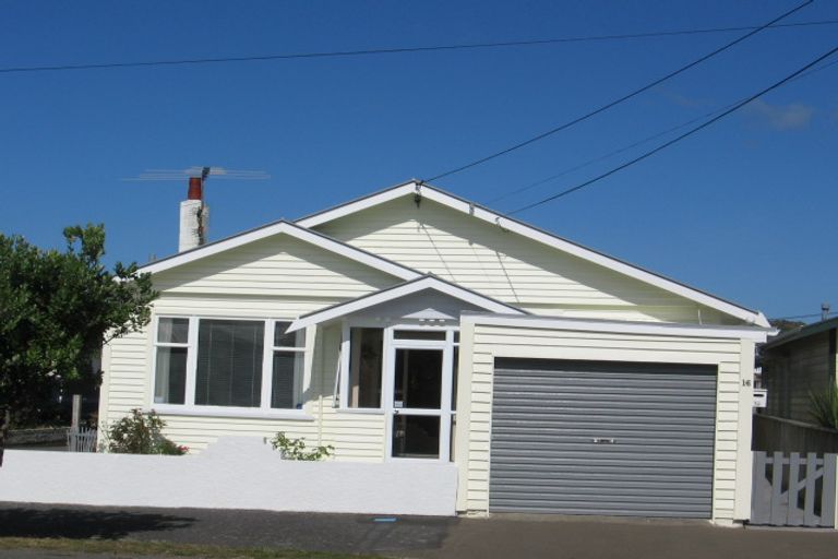 Photo of property in 1/18 Devonshire Road, Miramar, Wellington, 6022