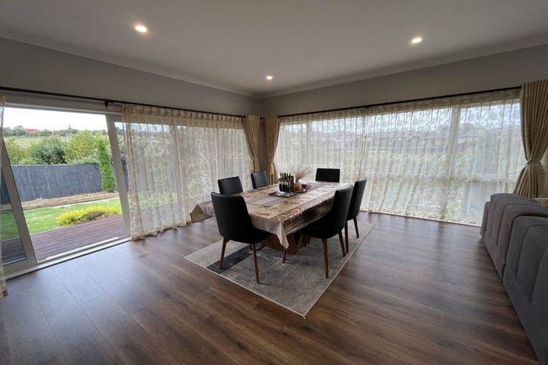 Photo of property in 90 Hillpark Drive, Pokeno, 2402