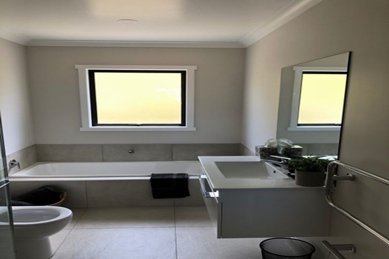 Photo of property in 51 Kent Terrace, Taradale, Napier, 4112