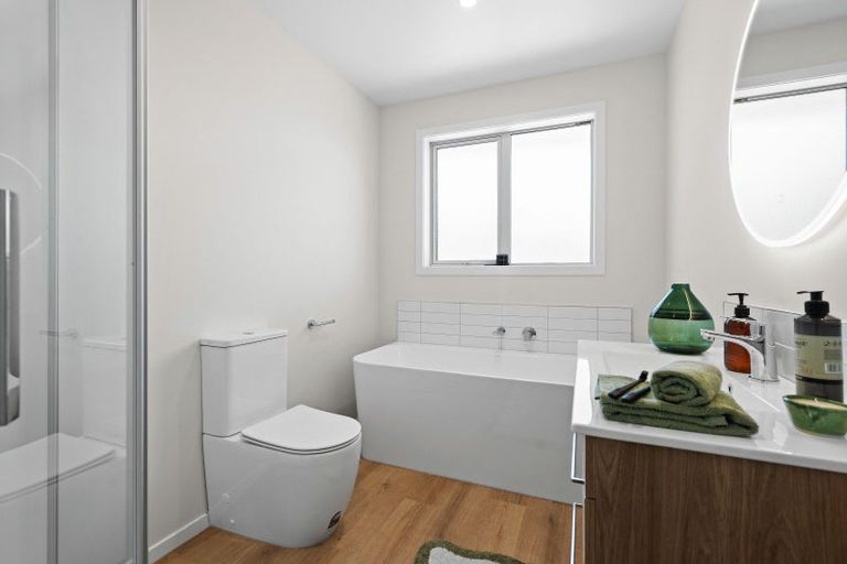 Photo of property in 20 Hereford Drive, Carterton, 5713