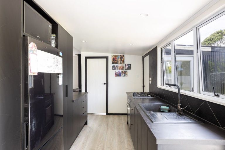 Photo of property in 29 Davies Road, Hurdon, New Plymouth, 4310