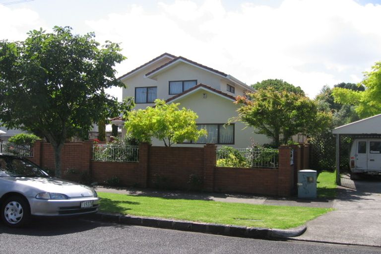 Photo of property in 20 Karetu Road, Greenlane, Auckland, 1051