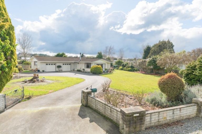 Photo of property in 166 High Street, Bulls, 4818