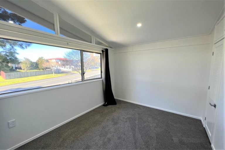 Photo of property in 79 Gossamer Drive, Pakuranga Heights, Auckland, 2010
