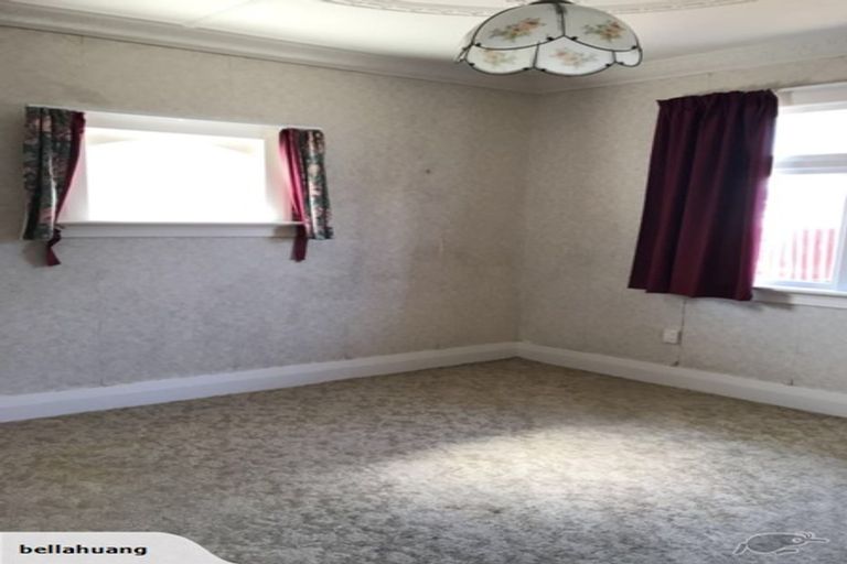 Photo of property in 168 Macandrew Road, South Dunedin, Dunedin, 9012