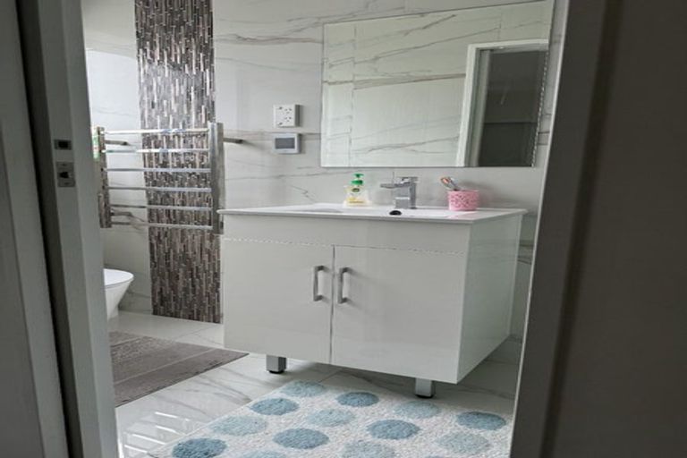 Photo of property in 10a Bliss Court, Takanini, 2110