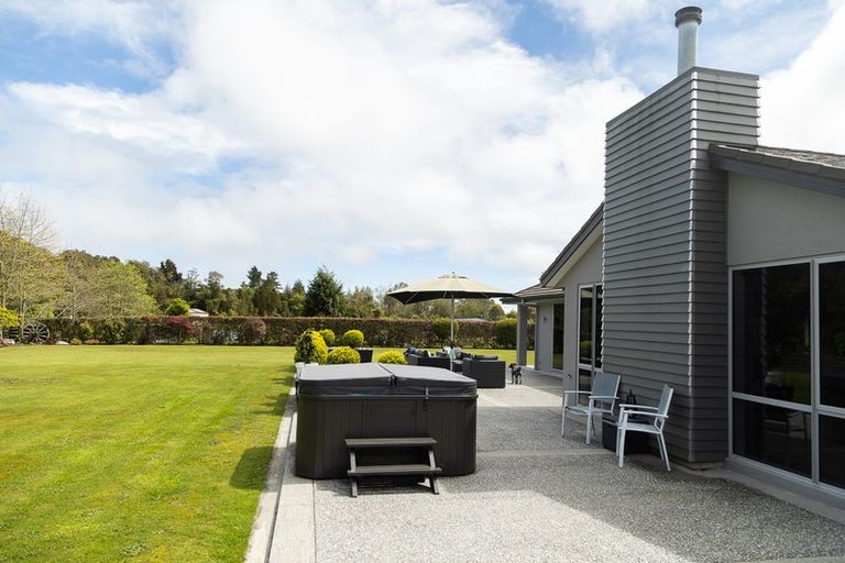Photo of property in 18 Shallow Rush Road, Blue Spur, Hokitika, 7882