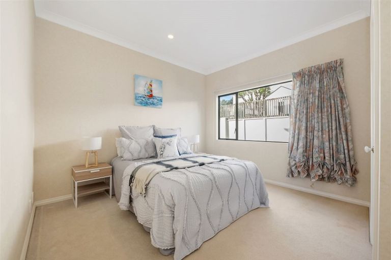Photo of property in 23 Grammar School Road, Pakuranga, Auckland, 2010