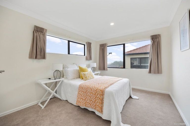 Photo of property in 1 Askerne Drive, Flat Bush, Auckland, 2016