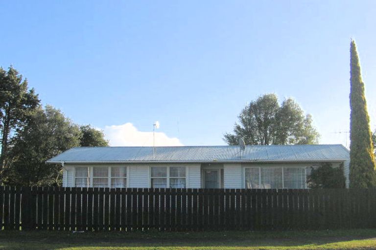 Photo of property in 1 Deanwell Avenue, Deanwell, Hamilton, 3206