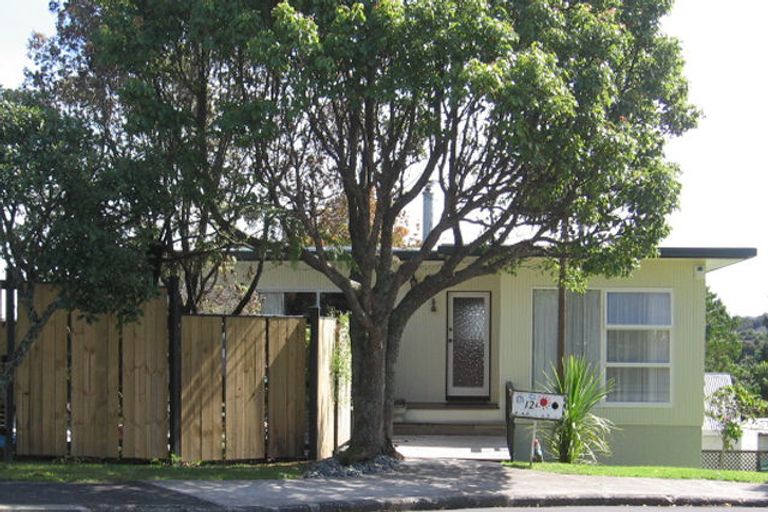 Photo of property in 12a Vienna Place, Birkenhead, Auckland, 0626
